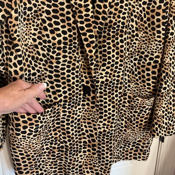 Kensington Sq. Animal Oversize Blazer Long Sleeve Pockets Partial Line M - Picture 2 of 7